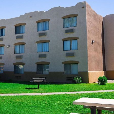 Super 8 By Wyndham Yuma Hotel Екстериор снимка
