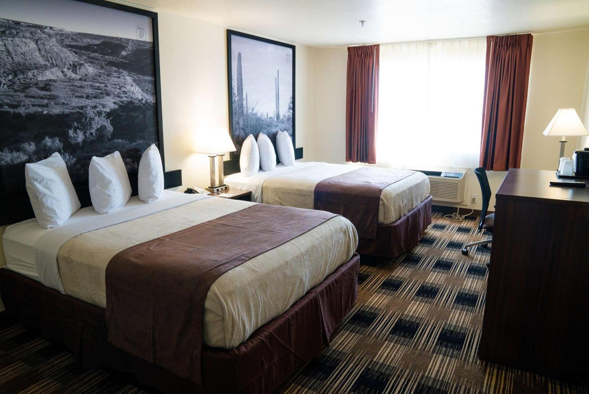 Super 8 By Wyndham Yuma Hotel Екстериор снимка
