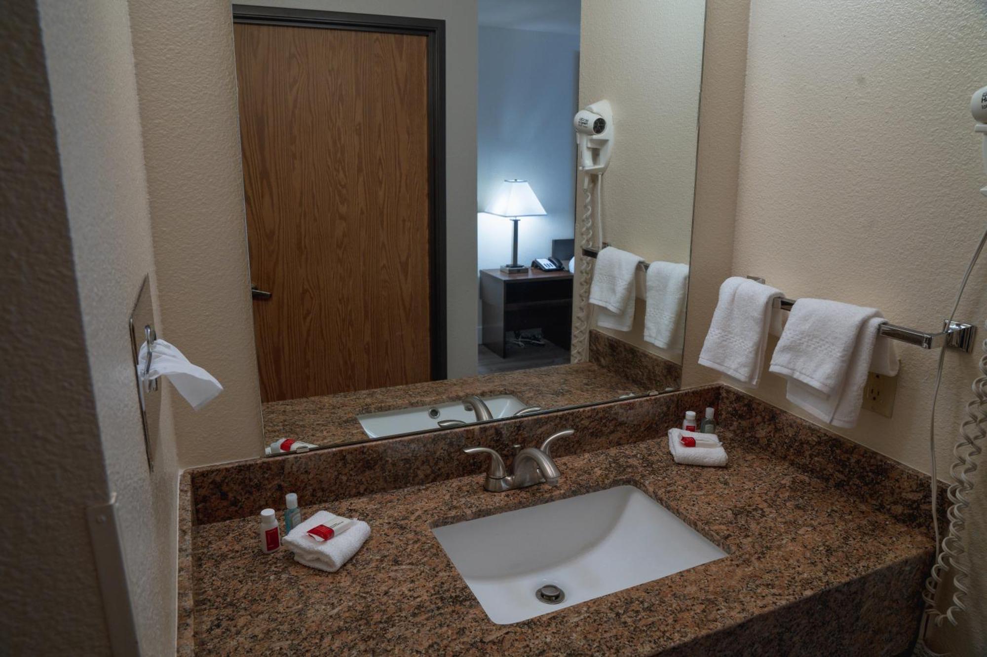 Super 8 By Wyndham Yuma Hotel Екстериор снимка