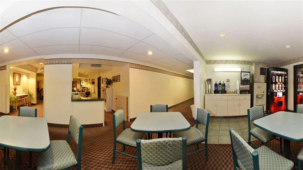 Super 8 By Wyndham Yuma Hotel Екстериор снимка